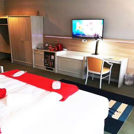 Hotel Brunnenhof Wilgartswiesen Екстер'єр фото