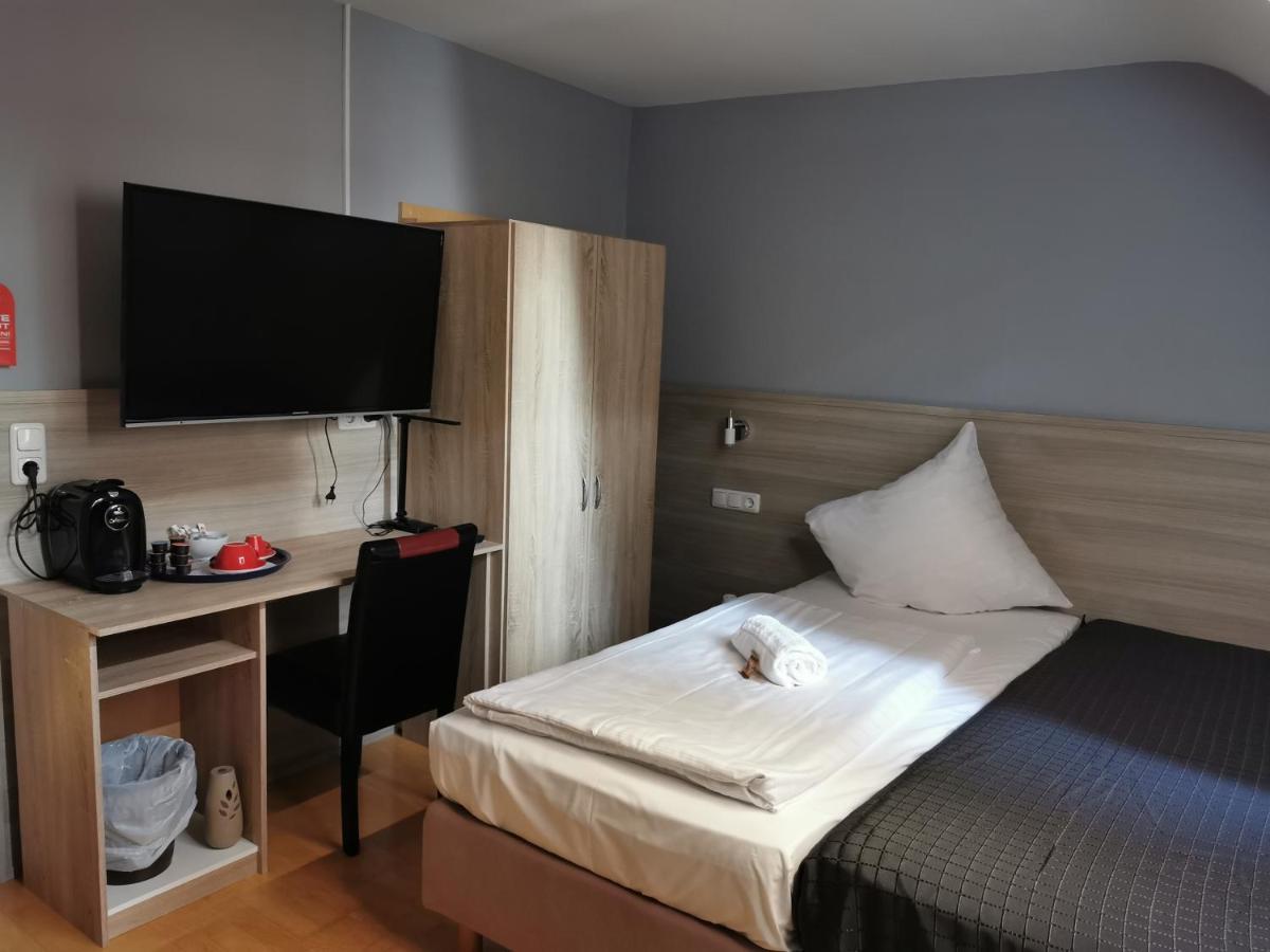Hotel Brunnenhof Wilgartswiesen Екстер'єр фото